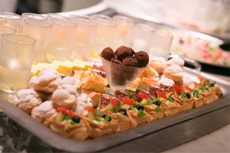 【日曜祝日貸切☆】5,940円飲み放題付き☆WeddingPartyスタンダードプラン