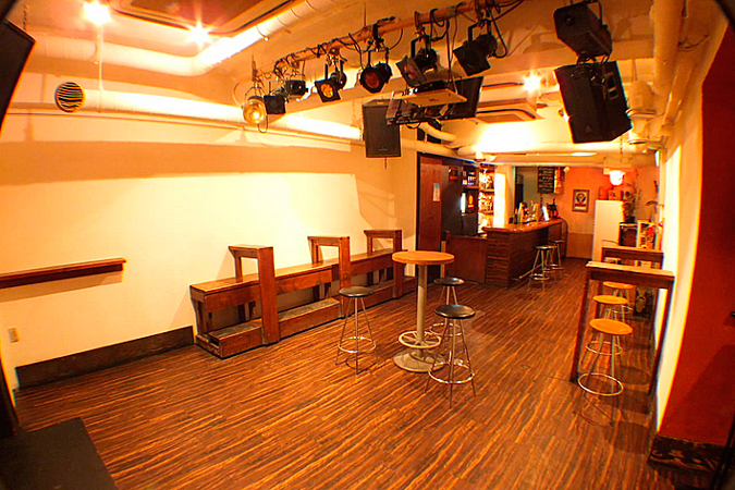 Under Bar アンダーバー の結婚式二次会 貸切パーティー予約がお得に可能 渋谷の結婚式二次会予約は宴索